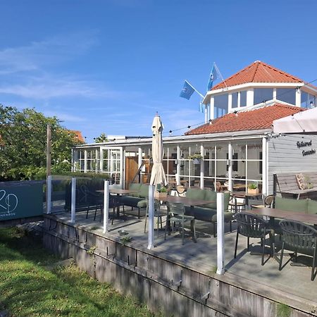 Strandhotel Dennenbos Oostkapelle Exterior foto